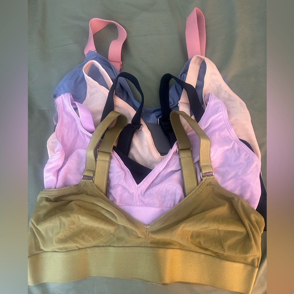Set of 5 Parade Bras size 1+ DD-DDD/F